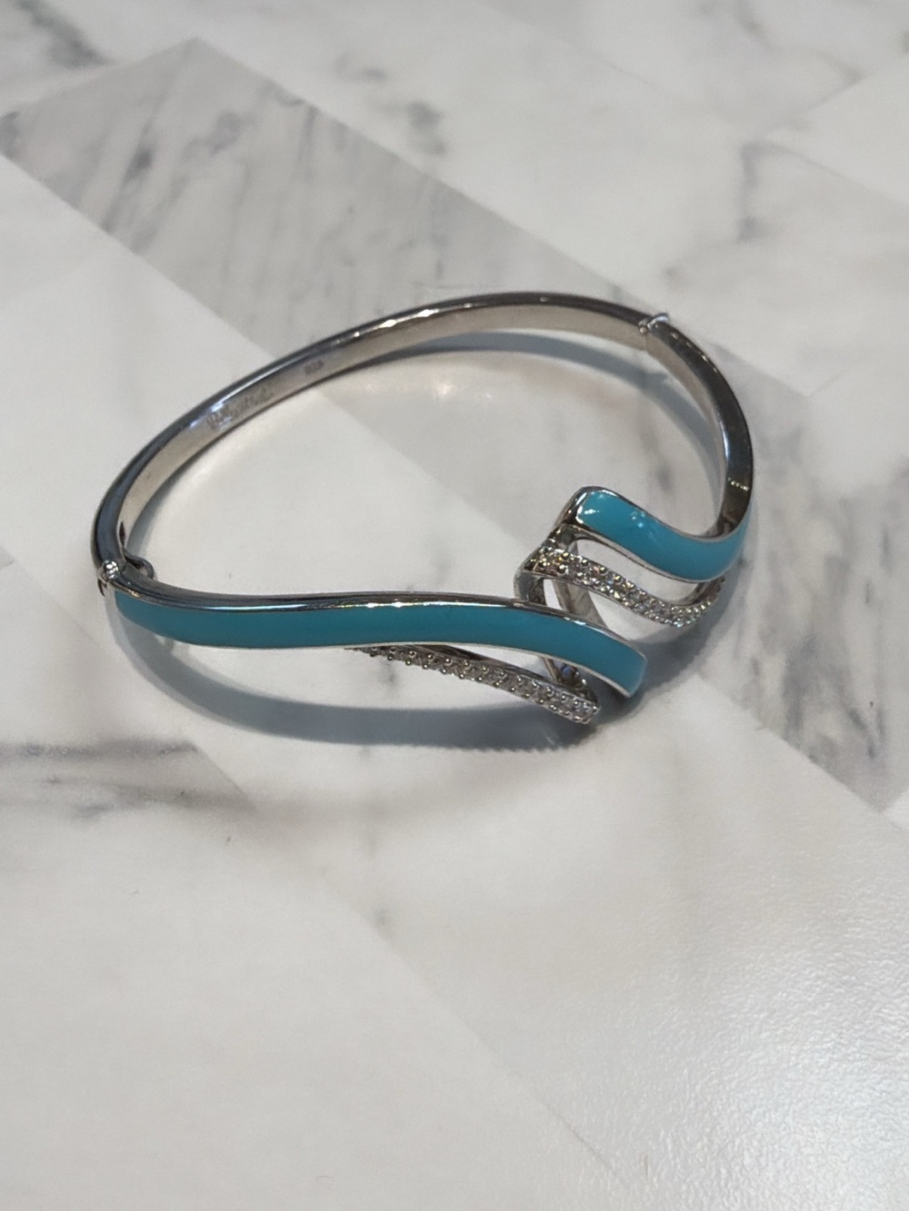 Belle Étoile Aria Sterling Silver Bangle Bracelet (retail $595)
